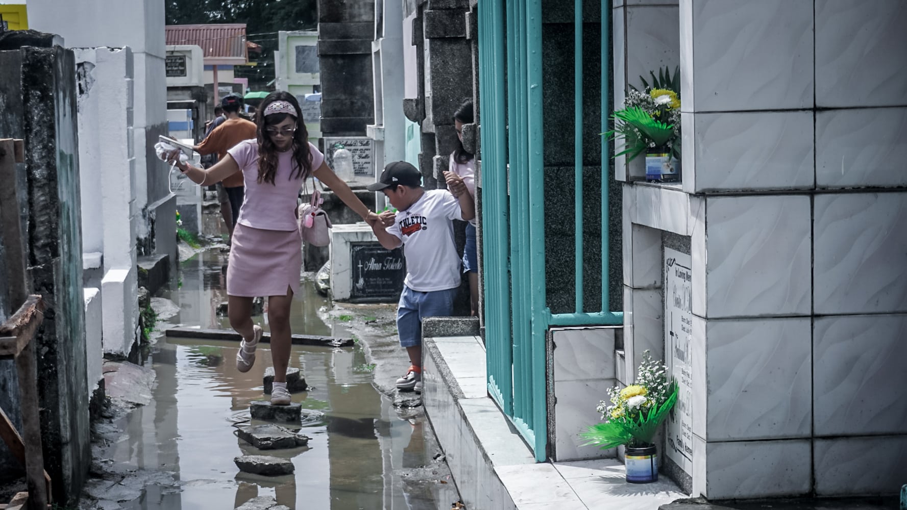 Iloilo City deploys full alert for All Saints' Day cemetery visits