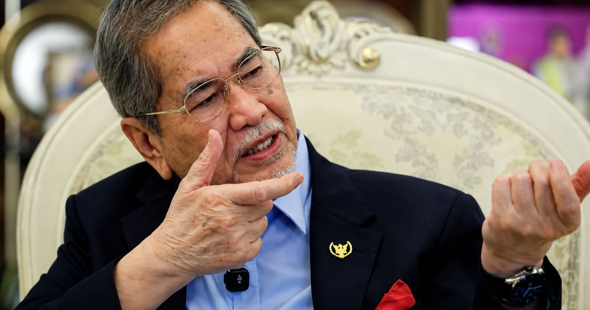 Sarawak Governor Carries Jungle Memories Into Leadership Role