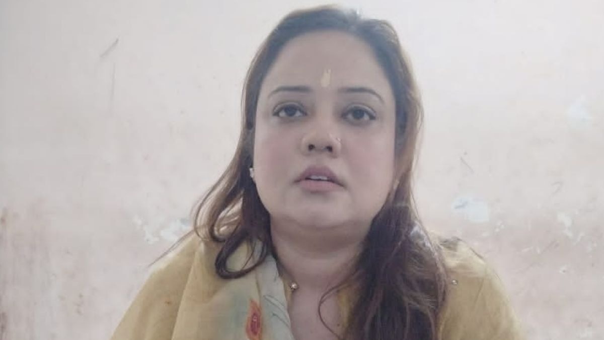 PMO अधिकारी का दावा करके महिला ने सचिवालय में घुसने की कोशिश की