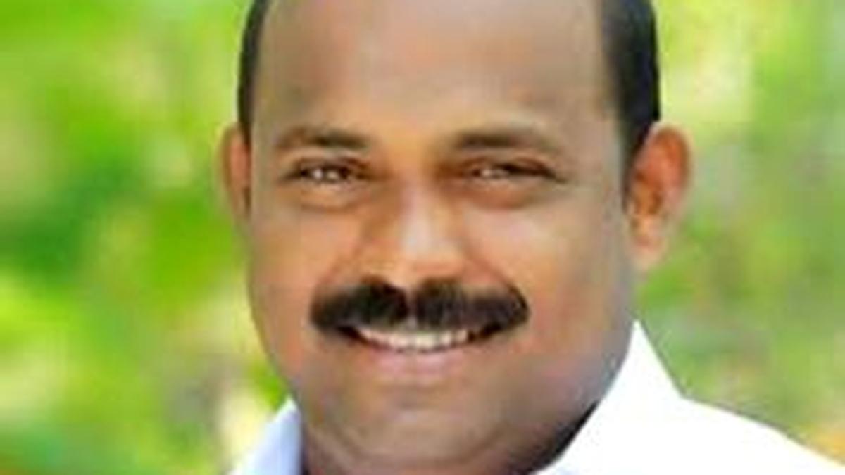 Kerala government to recommend vigilance probe against suspended excise officials