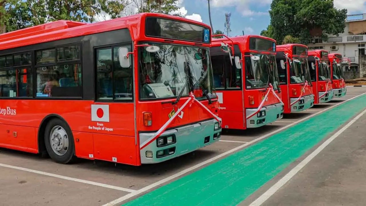 Japan donates seven low-floor buses to boost Sri Lanka transport