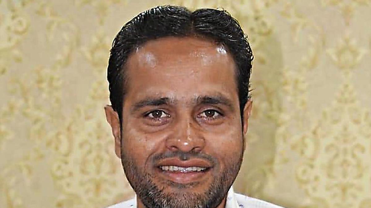 AIMIM expels Maharashtra MLC Mirza Rahmat Baig from party