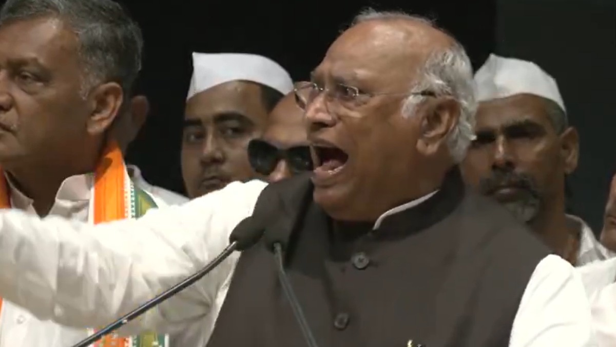 Congress chief's remark on PM triggers political row, BJP condemns