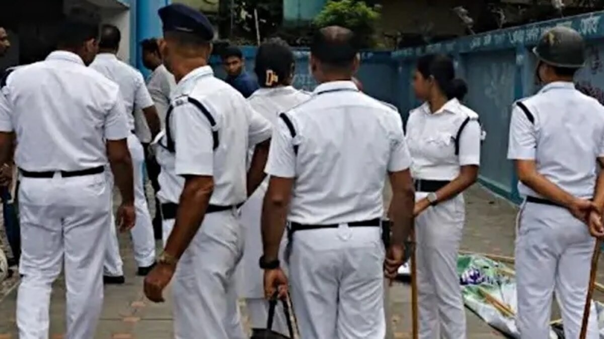 Kolkata youth, father face public humiliation over minor girl case