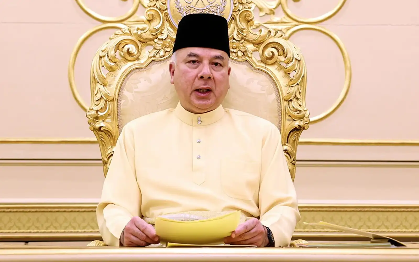 Sultan Nazrin Tegaskan Gelaran Diraja Tidak Boleh Dieksploitasi untuk Keuntungan