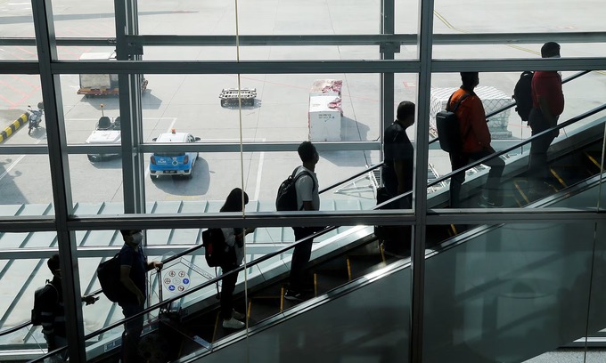 Malaysia's biggest airport slashes ride-hailing entry fee to 49 cents