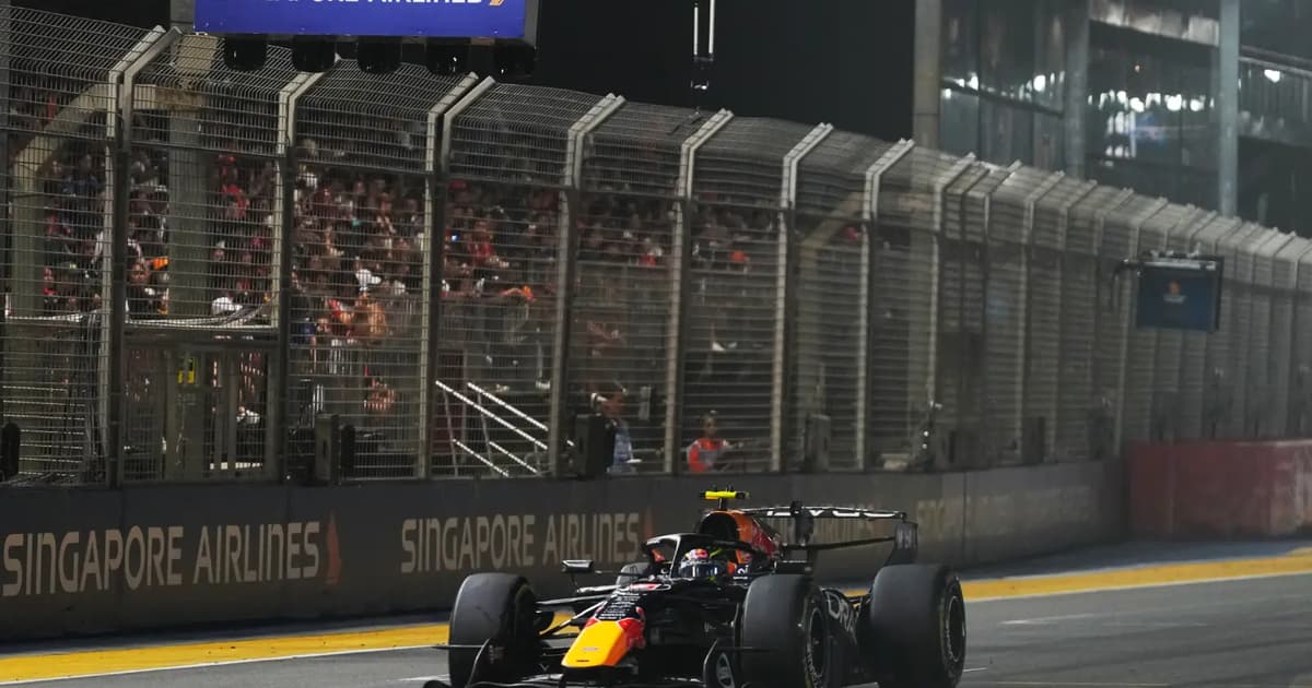 Verstappen Raih Kemenangan Pertama di Grand Prix Singapura