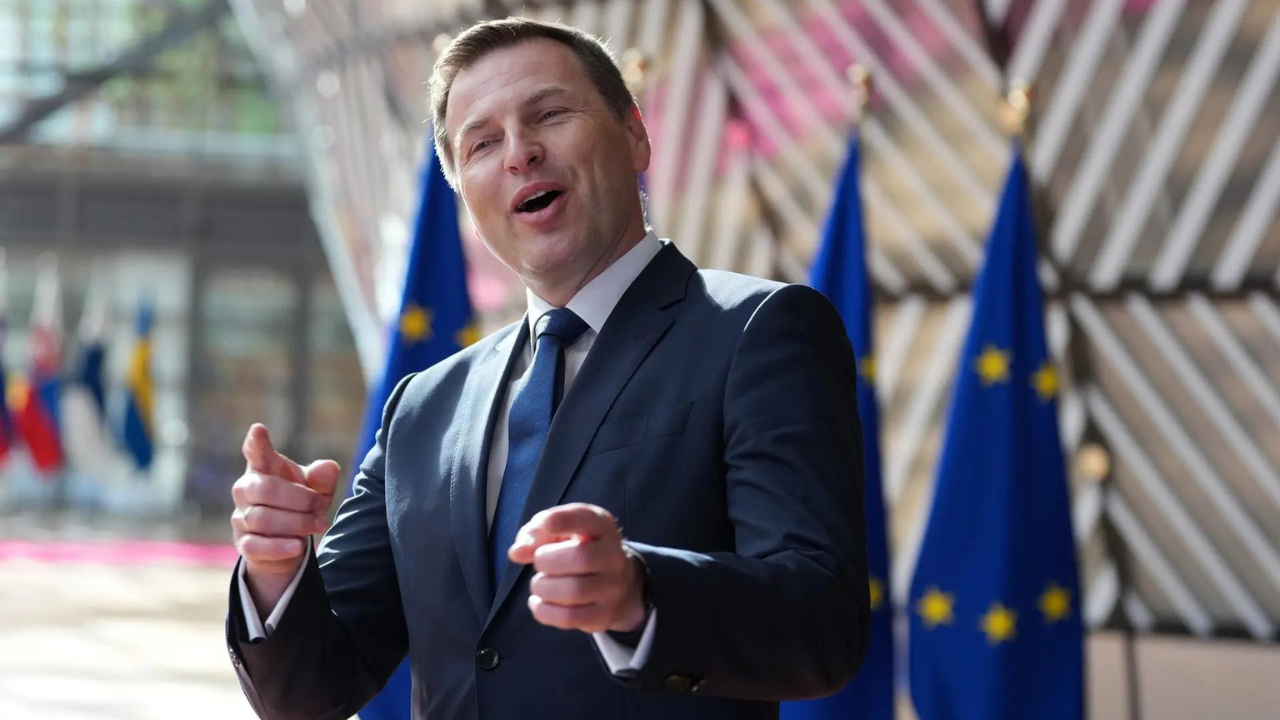 Estonian Defence Minister Resigns Over Ukraine Arms Deal With Indian Firm