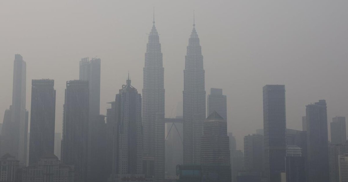 Malaysian states close schools as haze worsens, regional air quality concerns mount