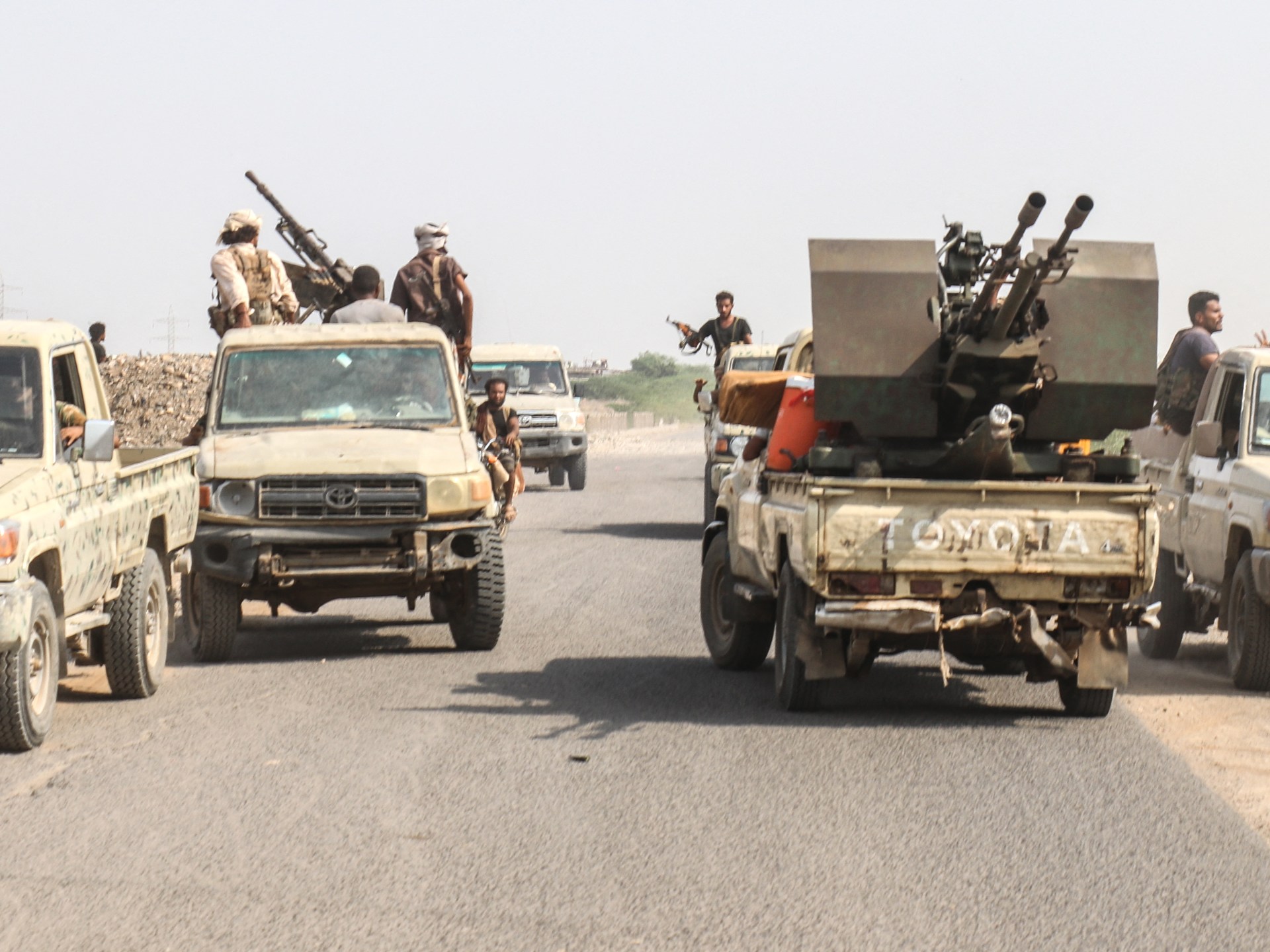 Houthi missile attack kills at least four civilians near Taiz