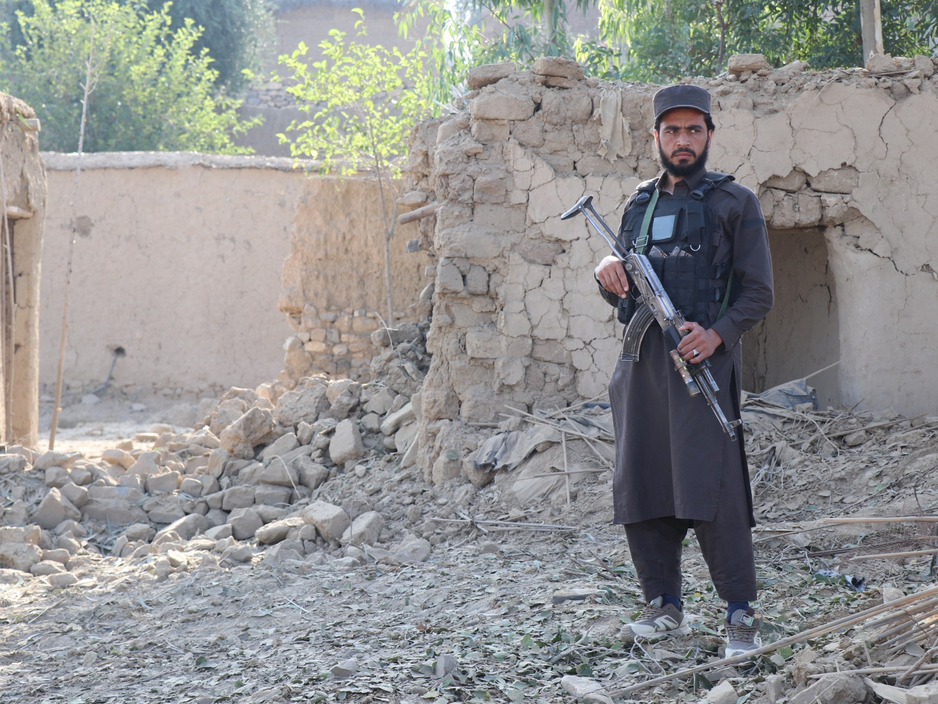 Pakistani airstrikes in Afghanistan kill four civilians