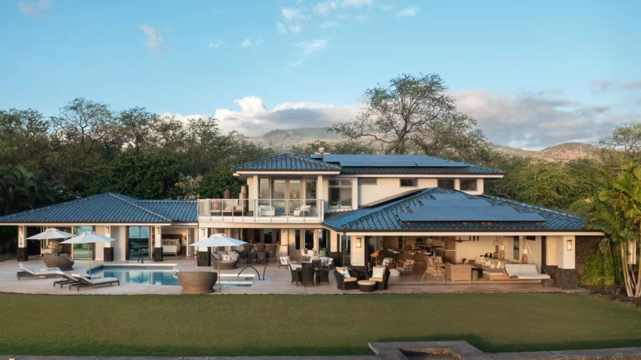 Maui oceanfront estate sells for $18.5 million amid cooling luxury market