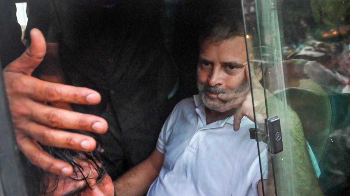 राहुल गांधी ने कहा - चुनाव आयुक्त के इस्तीफे तक विरोध जारी रहेगा