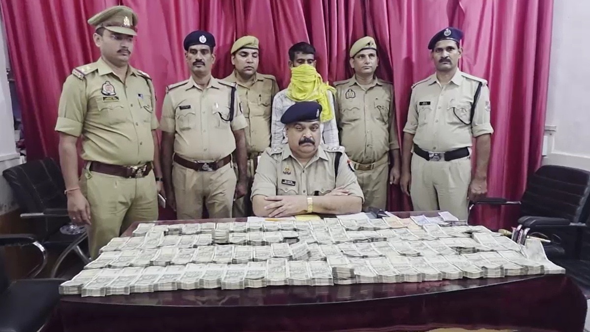 Indian Railways uncovers 43 lakh rupees in undeclared cash during routine check