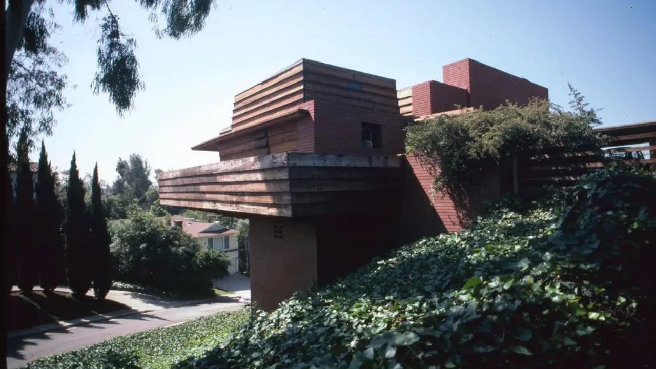 Frank Lloyd Wright's Iconic Sturges House Faces Preservation Crisis