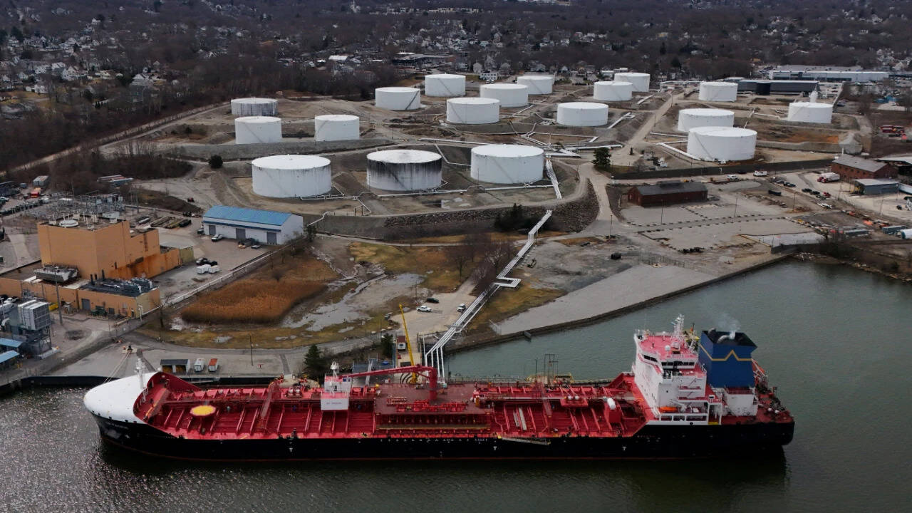 US releases 40 million barrels from oil reserve to ease global supply pressure