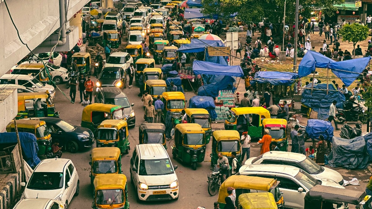Traffic diversions planned on Delhi-Noida corridor October 9