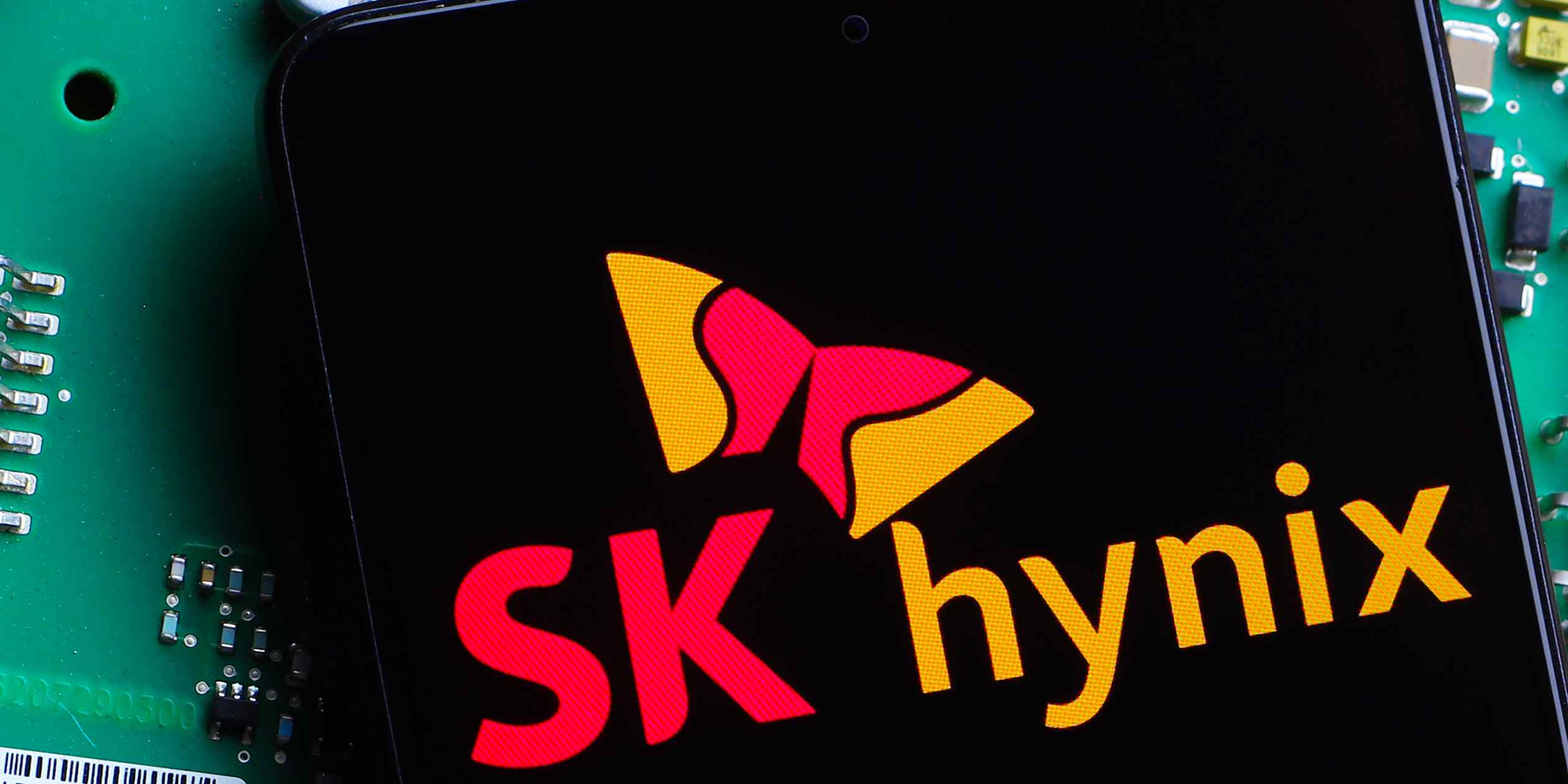 SK Hynix Posts Sevenfold Profit Jump Amid Memory Chip Surge