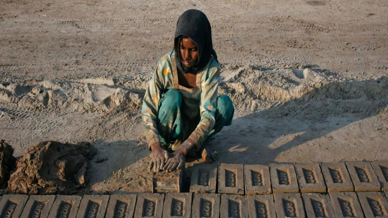 Hindu minor sisters report forced conversion, marriage in Pakistan