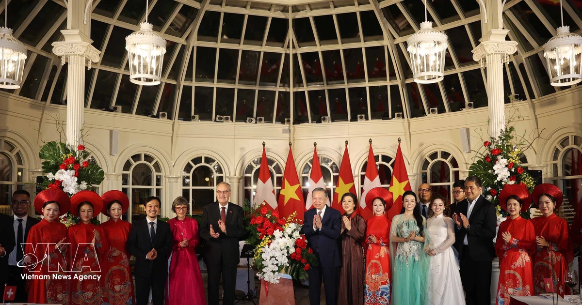 Vietnam's top leader hosts Swiss President in state visit