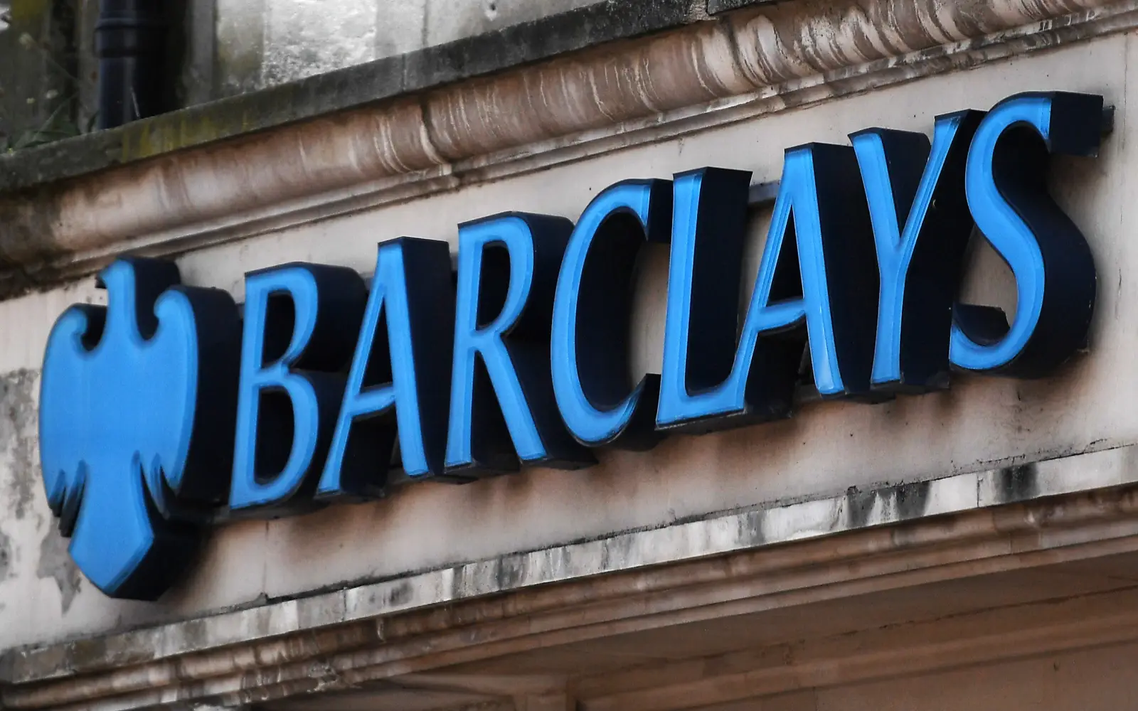Bank Barclays Potong 5,000 Jawatan Dalam Transformasi Teknologi
