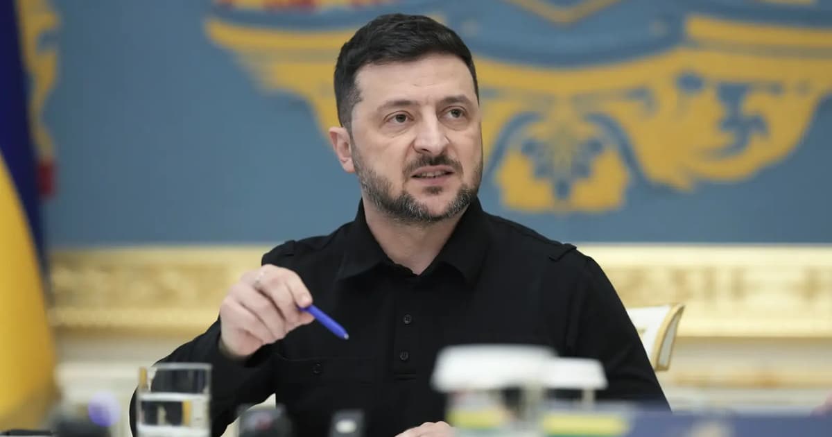 Zelenskyy Kecam Pertempuran 'Tidak Boleh Diterima' antara Agensi Keselamatan