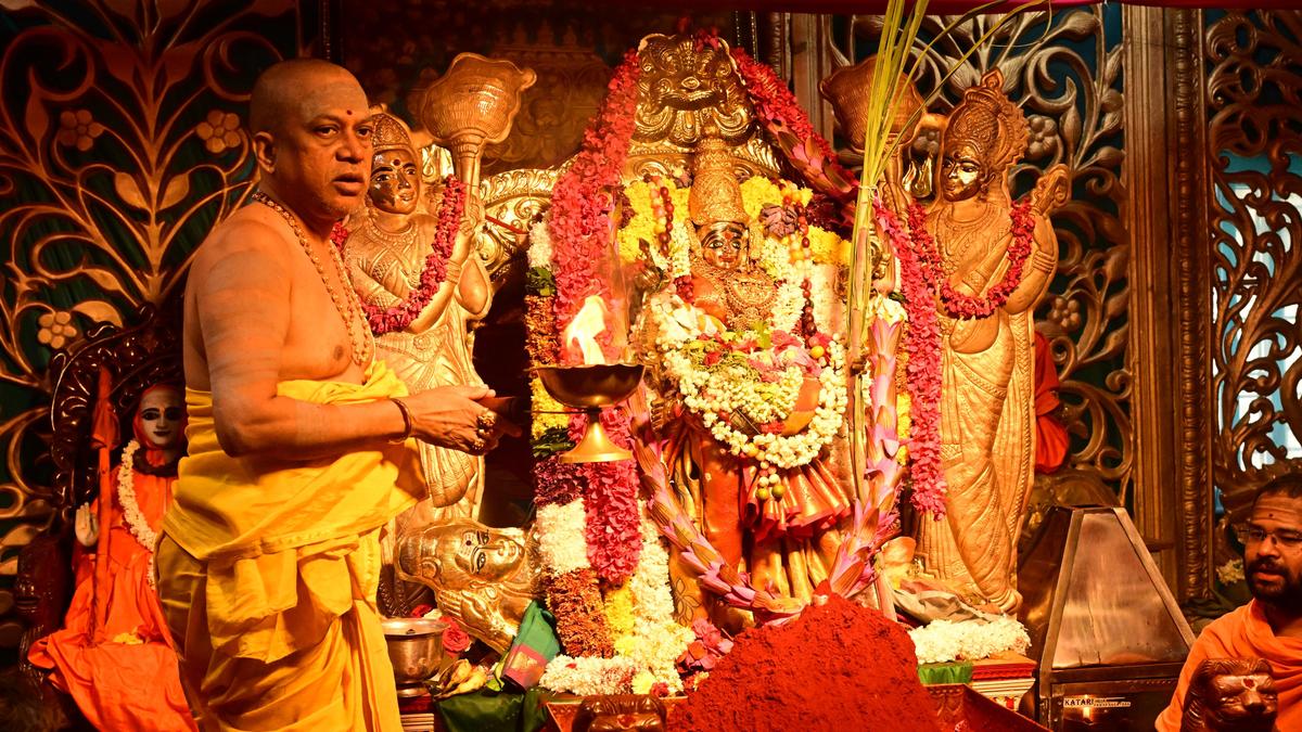 Vijayawada's Kanaka Durga temple draws 90,000 devotees on Dasara day five
