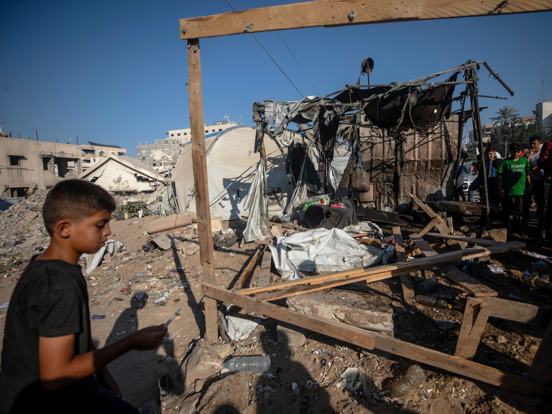 Israel renews expulsion threat as Gaza strikes kill three