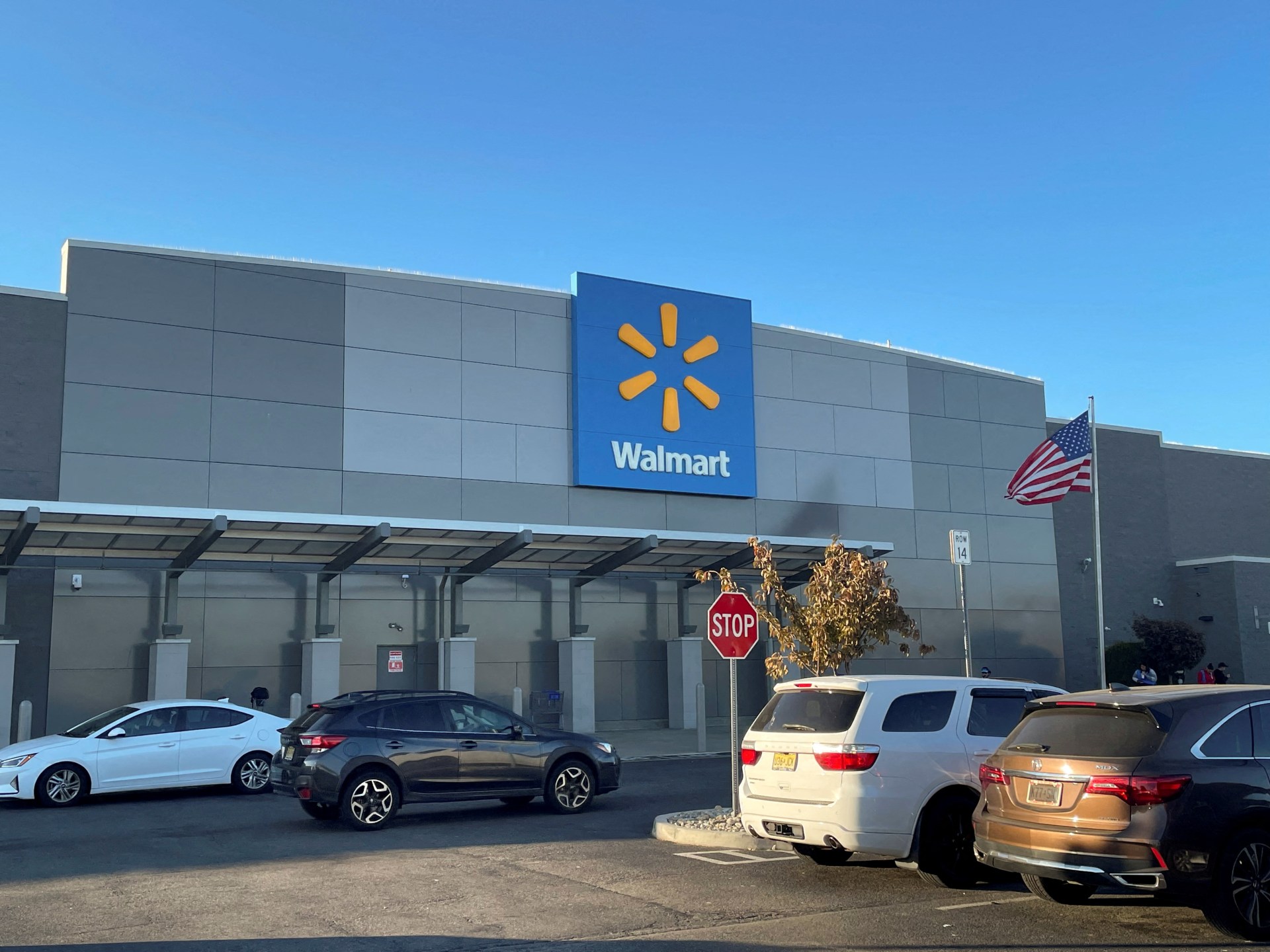 Walmart Sales Slip as High Fuel Prices Squeeze US Consumer Spending