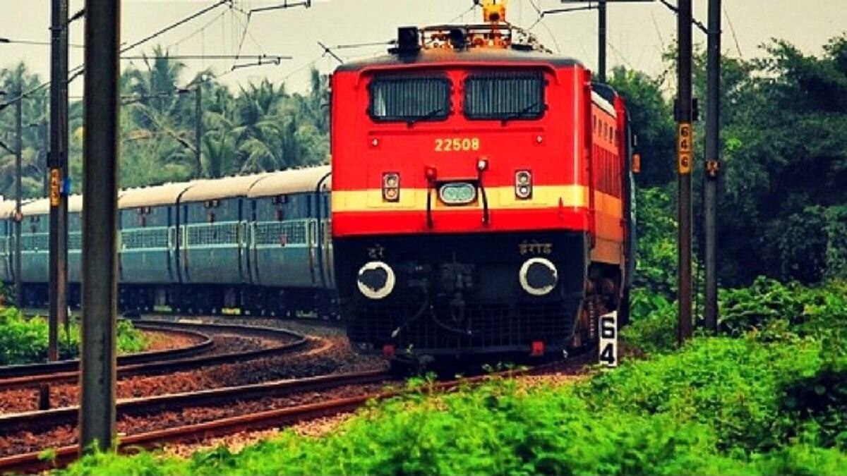 Indian Railways to operate 1,000+ festival special trains for Diwali, Chhath rush