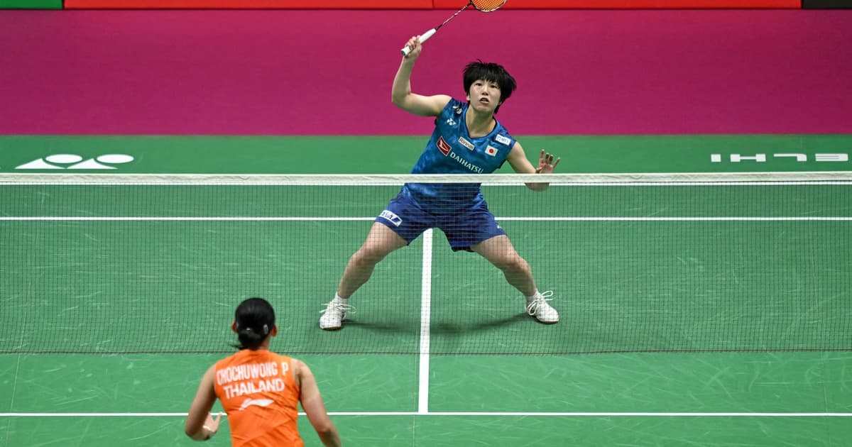 Yamaguchi advances towards fourth badminton world title