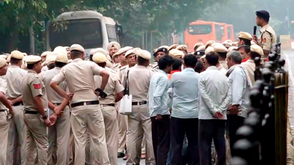 Delhi Police detain 50 farm protesters after clashes near Connaught Place