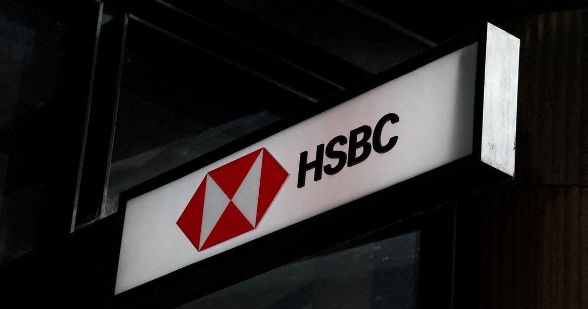 HSBC shifts to performance-based pay model starting 2028