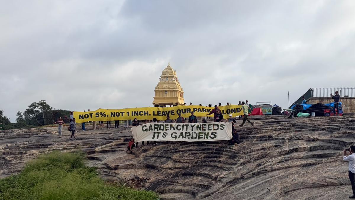 Bengaluru residents oppose park land amendment, demand rollback