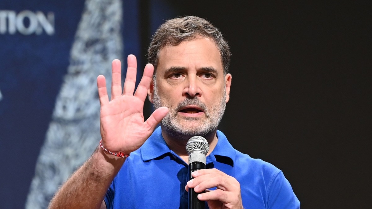 Congress urges PM Modi to reverse proposed UPI transaction levy