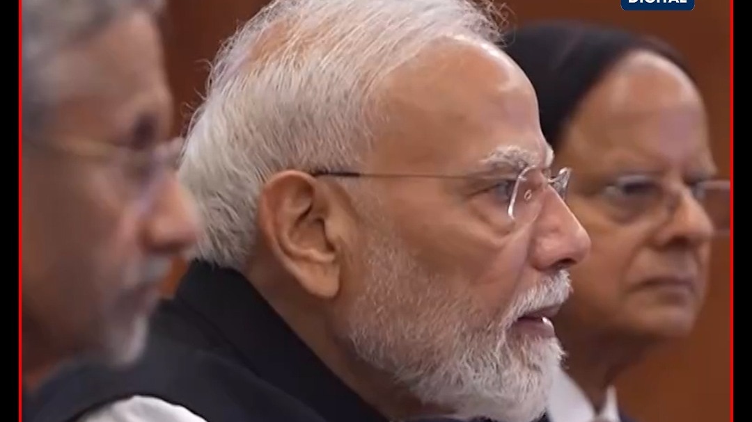 Modi outlines three principles for India-China ties in Xi meeting
