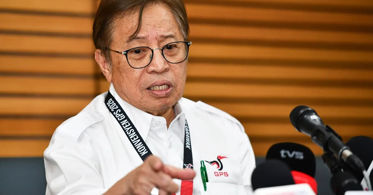 Kerajaan Sarawak Berikan RM100,000 kepada Keluarga Mangsa Nahas Helikopter