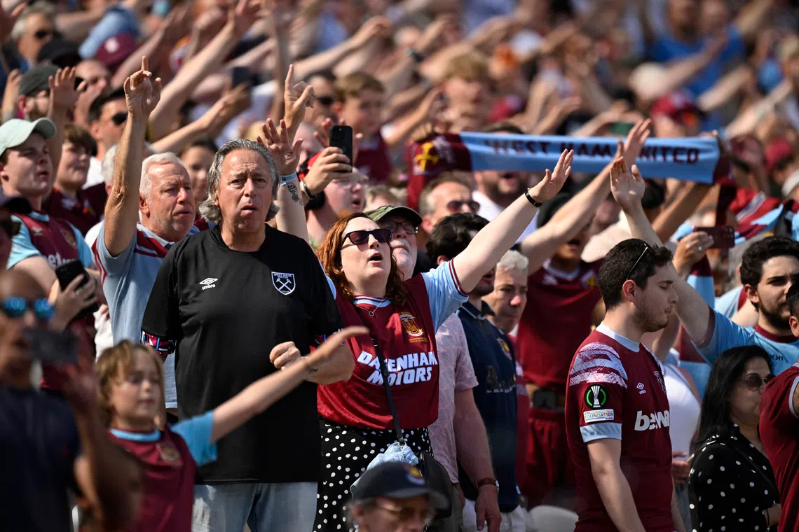 West Ham urges supporters to curb offensive chanting at matches