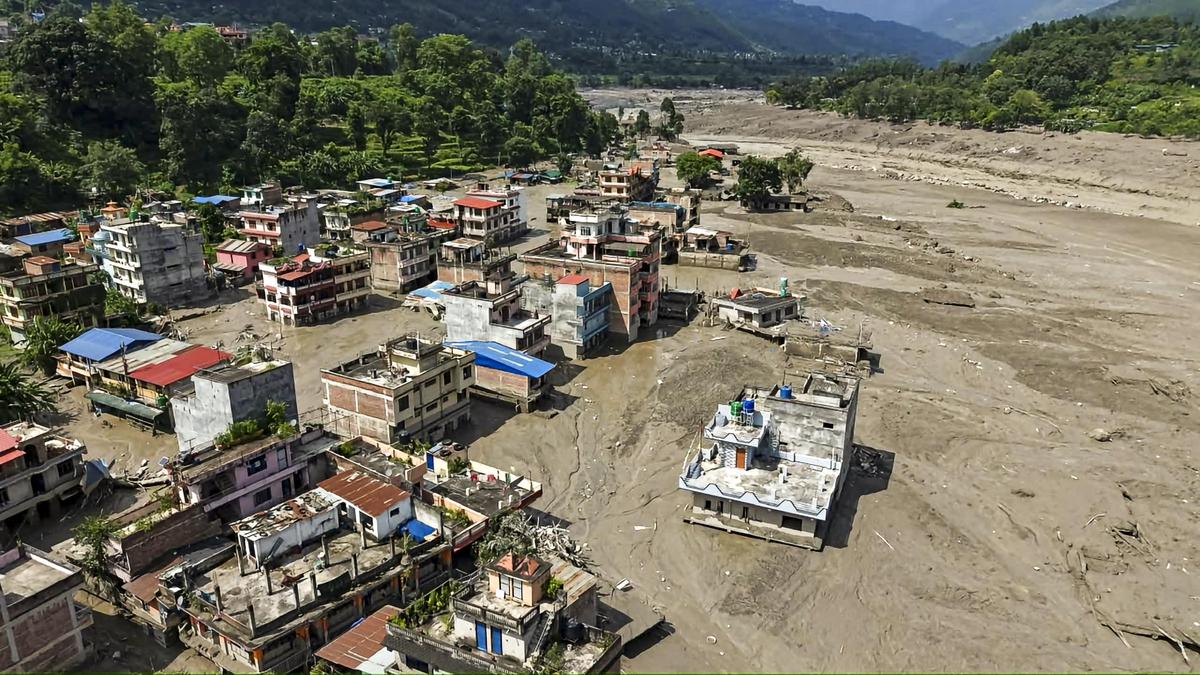 Kerala opens helpline for citizens stranded in Nepal floods