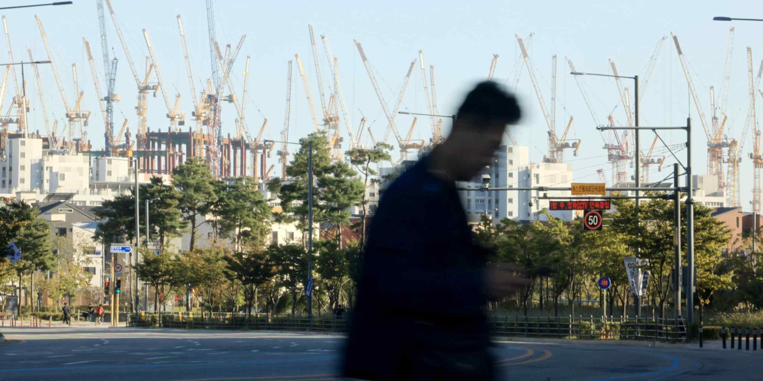 South Korea banks on chip profits to fund AI, youth initiatives