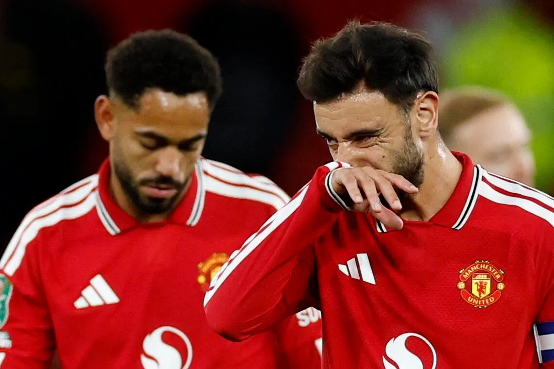 Carrick shoulders blame as Manchester United stumbles in League Cup