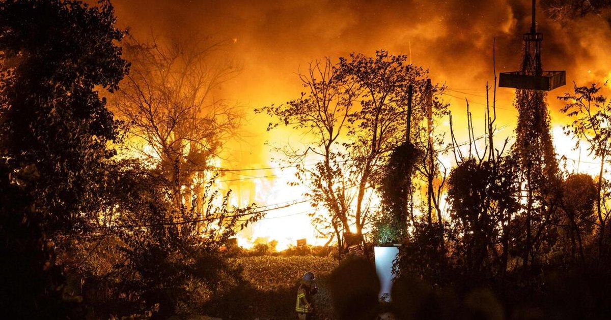 Major fire in Seoul shantytown extinguished after nearly 13 hours