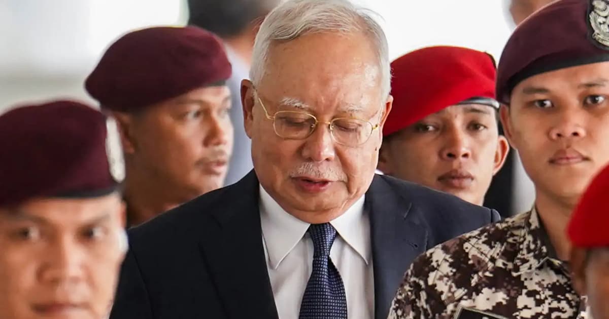 Umno hopes for Najib pardon reconsideration, says Zahid