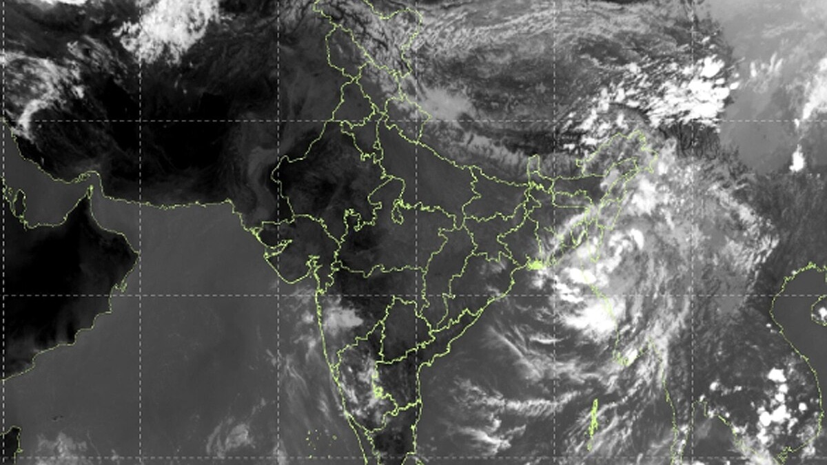 Bay depression set to intensify as cyclone threat looms over eastern coast