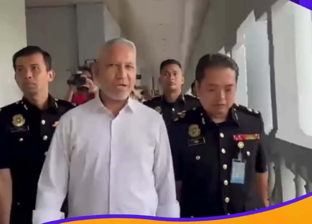Bekas Ketua Eksekutif FIC Didakwa Tipu Lembaga atas Urus Niaga Tanah RM500 Juta