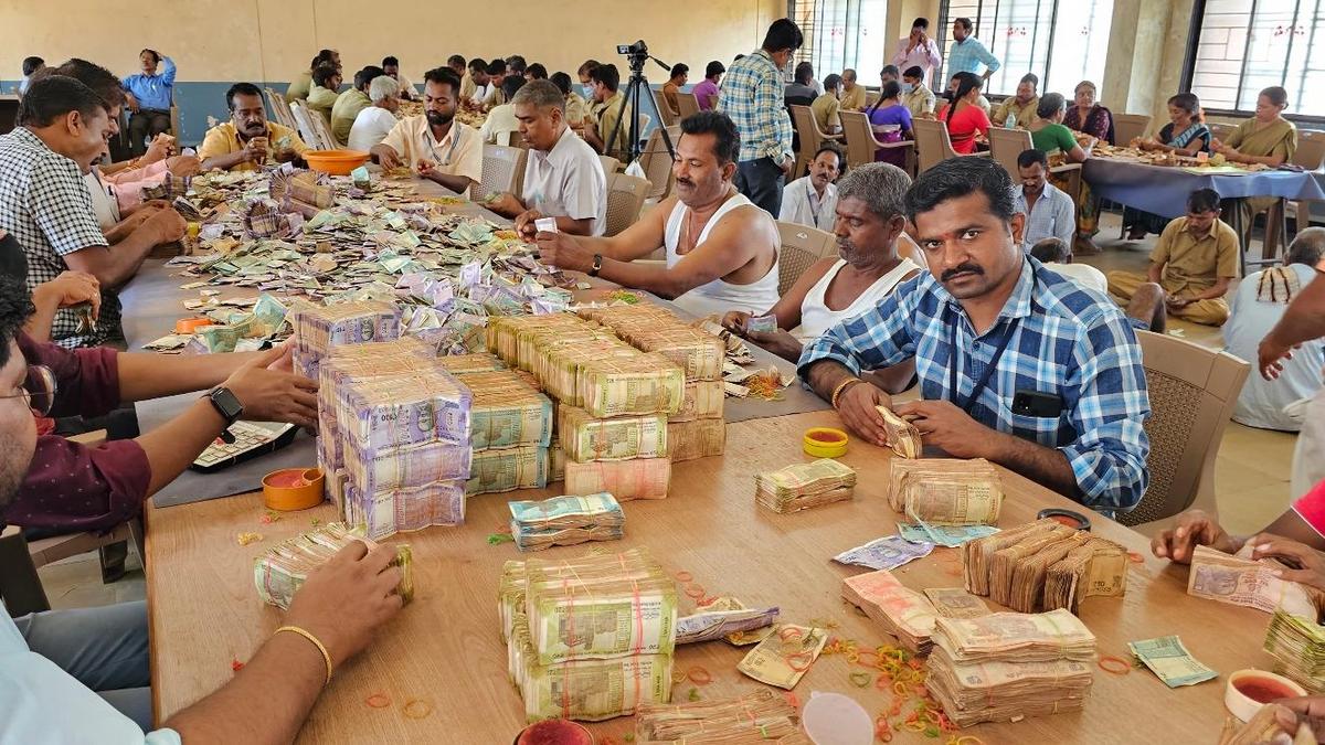 Karnataka High Court mandates digital systems for temple financial oversight