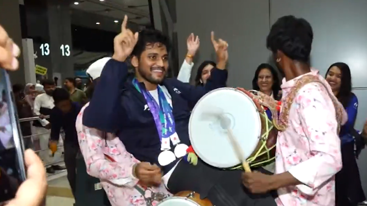 Thane celebrates shooter Rudrankksh Patil's Asian Games success