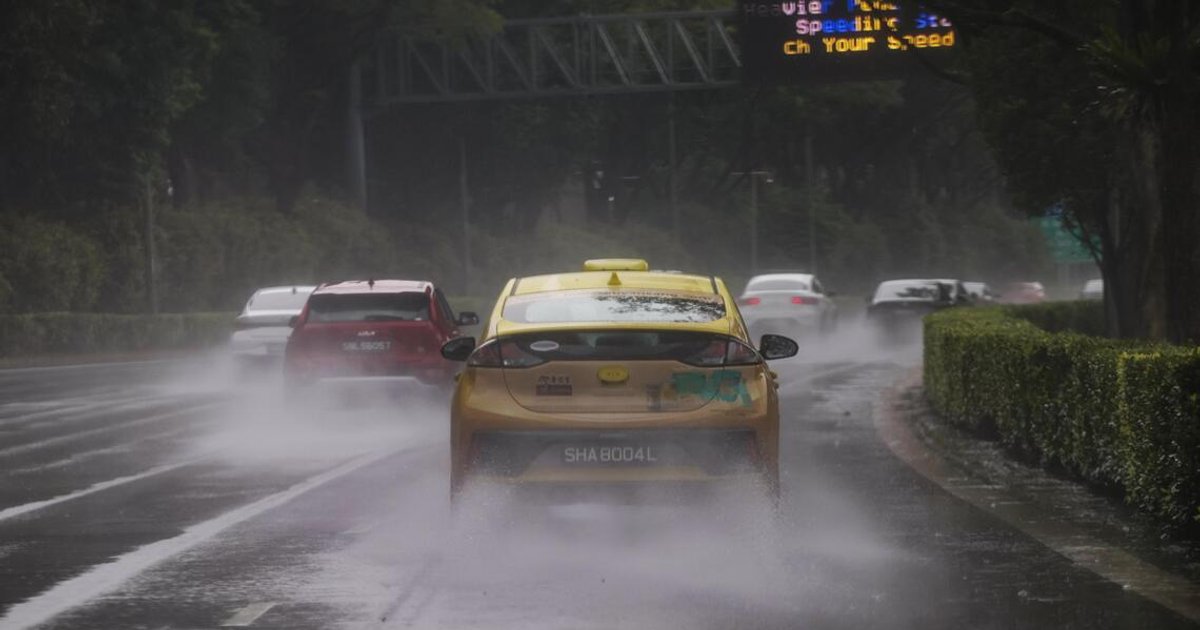 Jurong West motorists warned of flash flood risks amid heavy downpours
