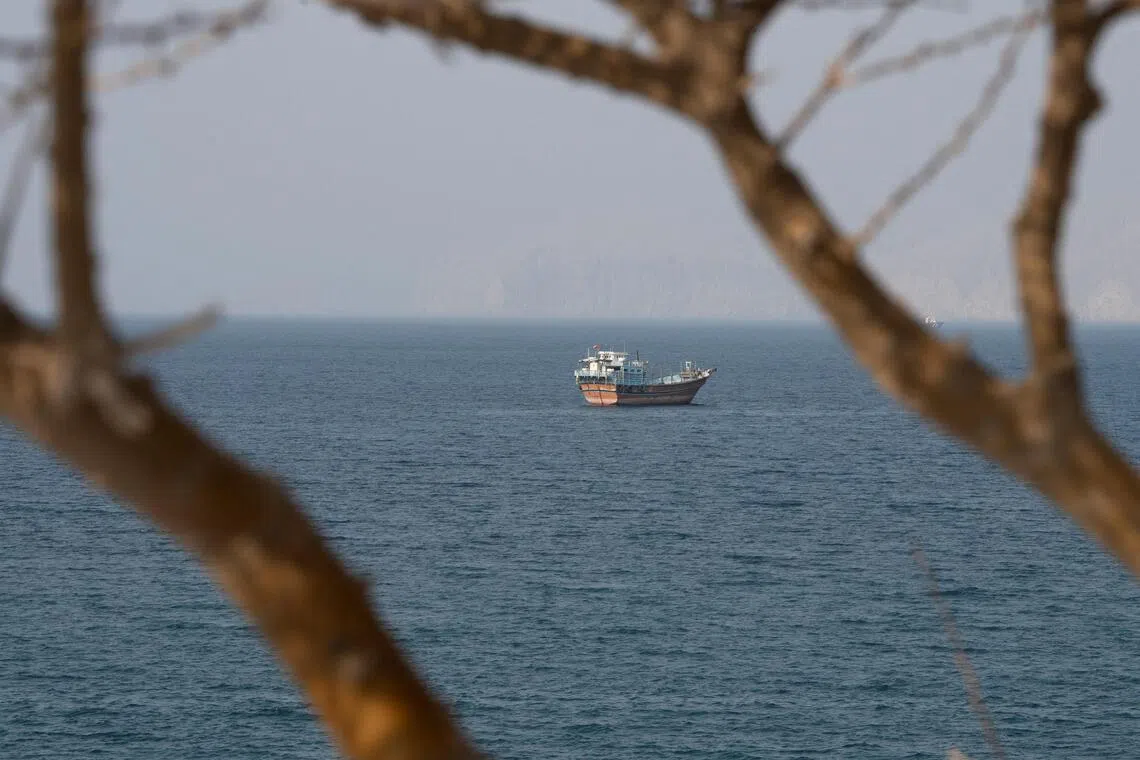Oil prices climb for fourth consecutive day amid Hormuz export concerns
