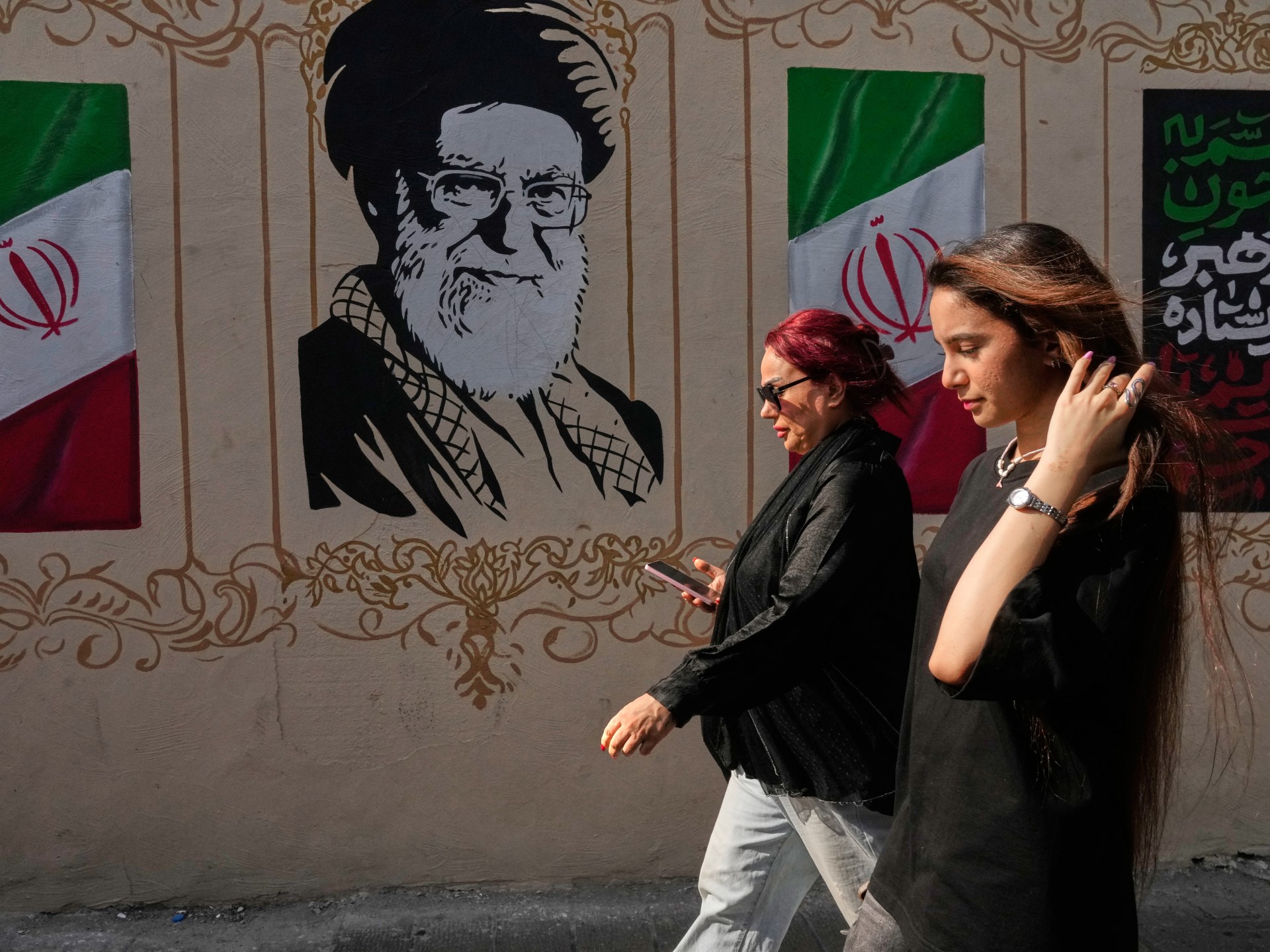 US Sanctions on Duolingo Deepen Iranian Frustration Over Education Access
